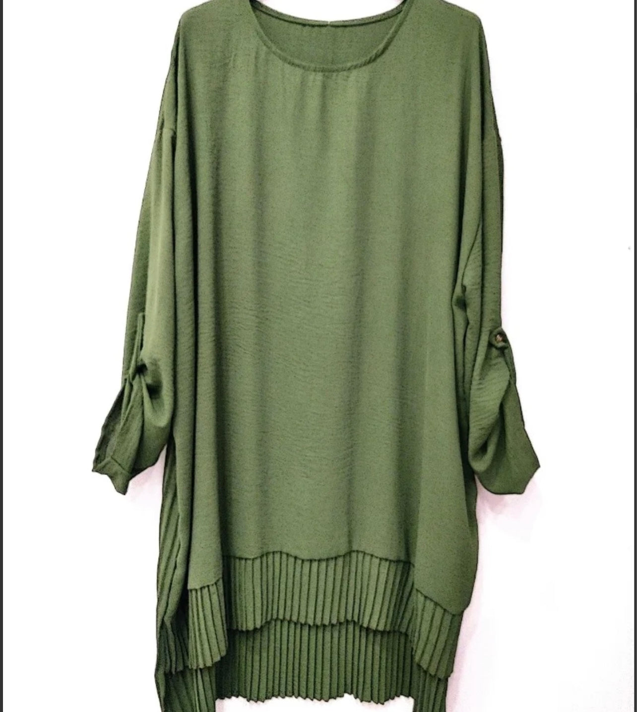 Robe grande taille dos plissé