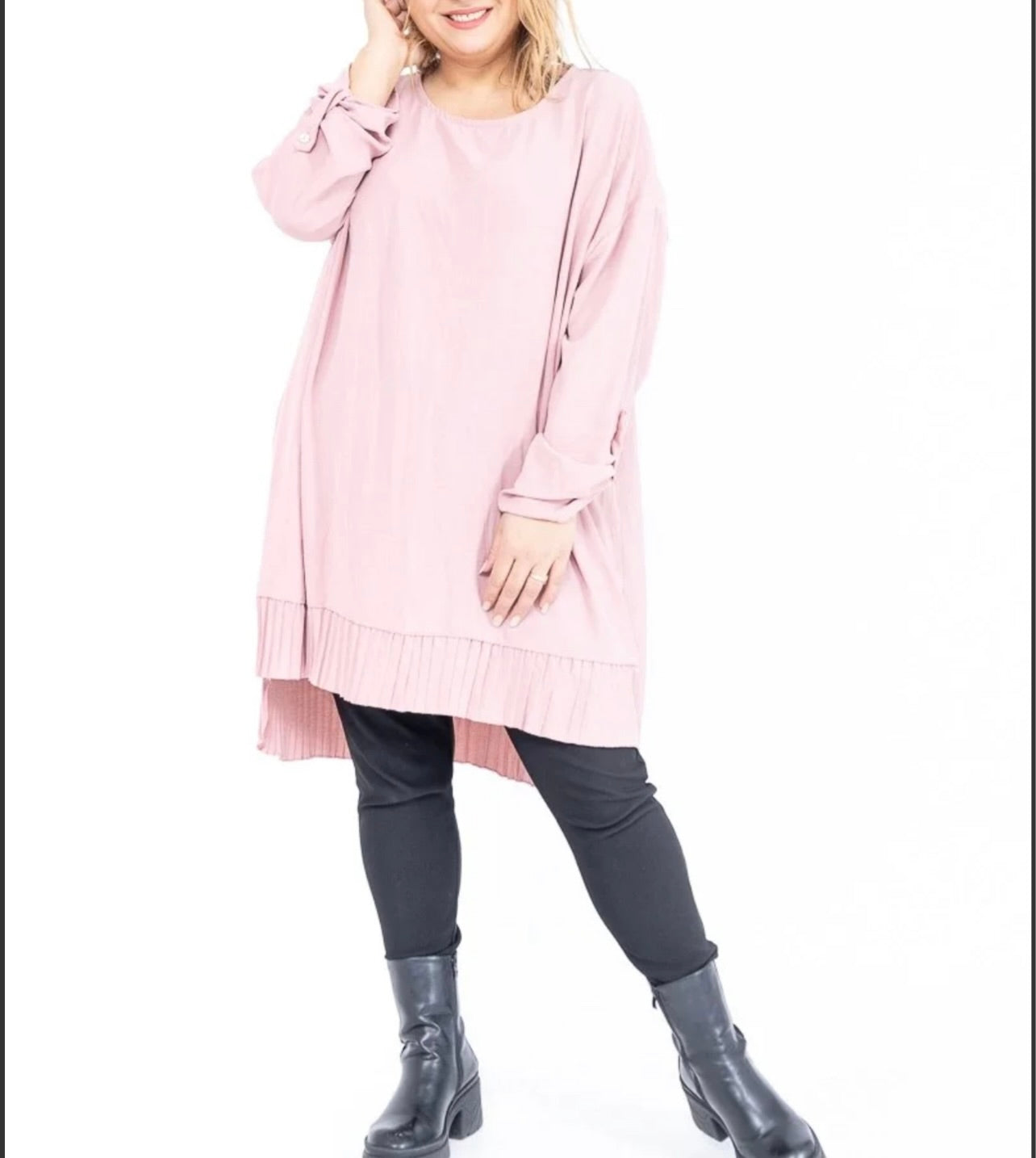 Robe grande taille dos plissé